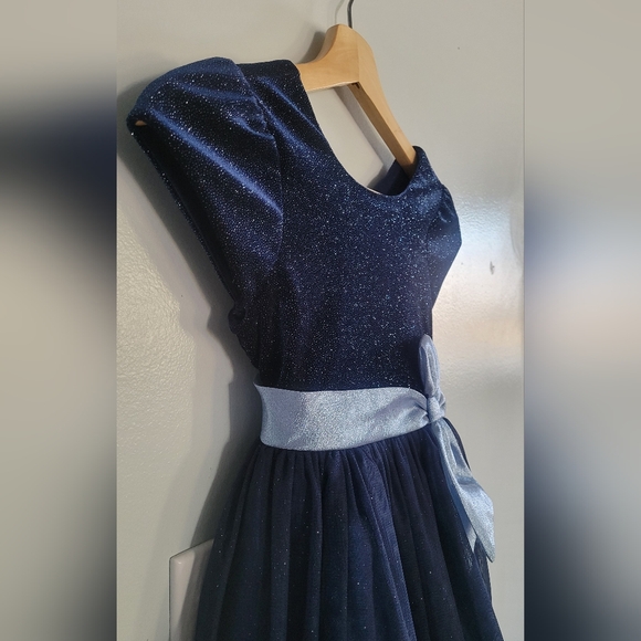 GIRLS PARTY Dress Sparkling Blue with Satin Sash Size 6 Like New - Picture 12 of 13